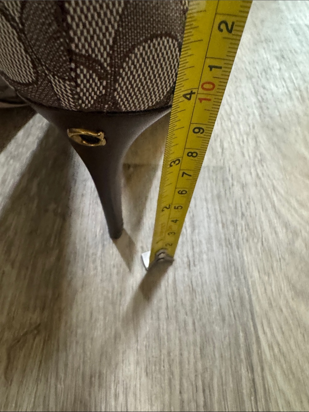 Coach Signature Canvas Pointed-Toe Pumps. Skyler Pump. Oak/Maple. Size 10B NWTs! - Picture 8 of 13